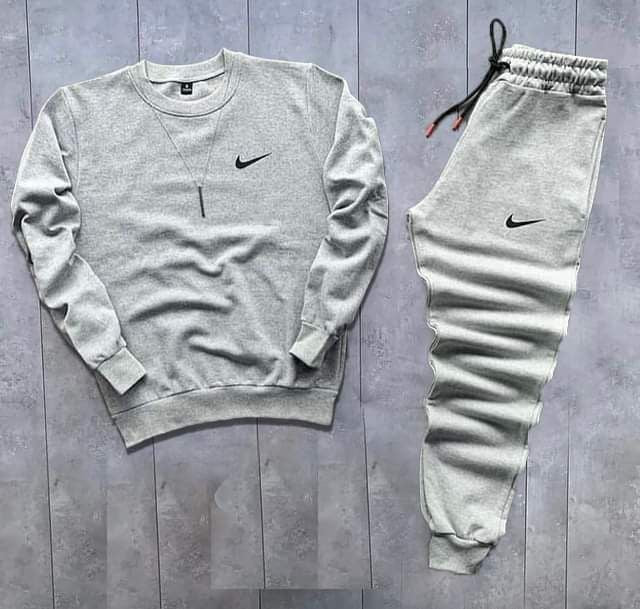 Ensemble Gris NIIKE Trico + Jogging